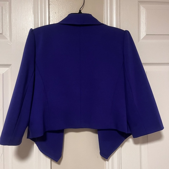 Tahari Arthur S. Levine Blazer - Picture 2 of 4